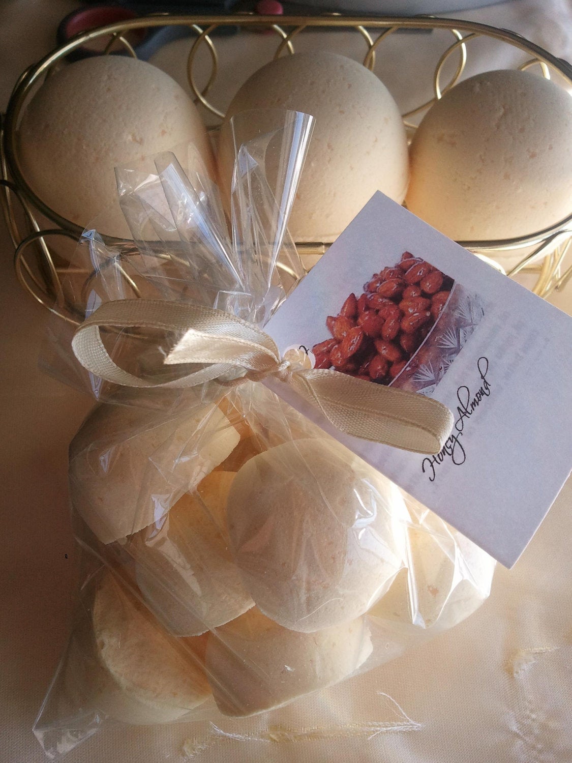 14 bath bombs in Honey Almond fragrance gift bag bath fizzies, ultra moisturizing for a luxurious bath