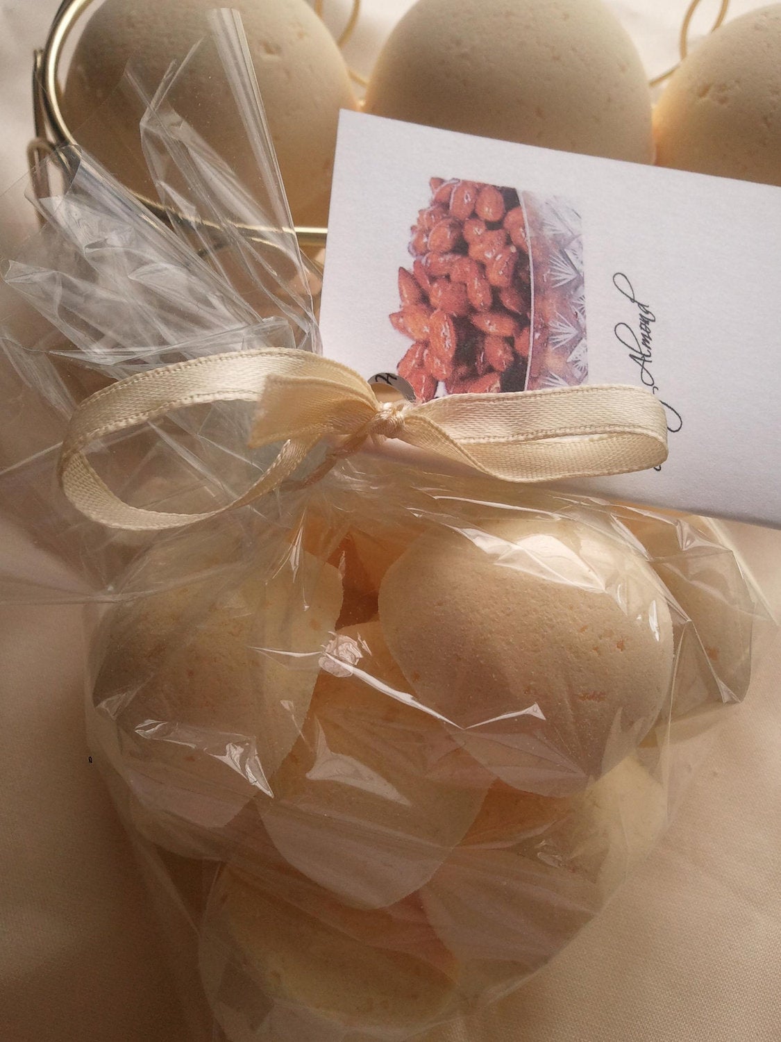14 bath bombs in Honey Almond fragrance gift bag bath fizzies, ultra moisturizing for a luxurious bath