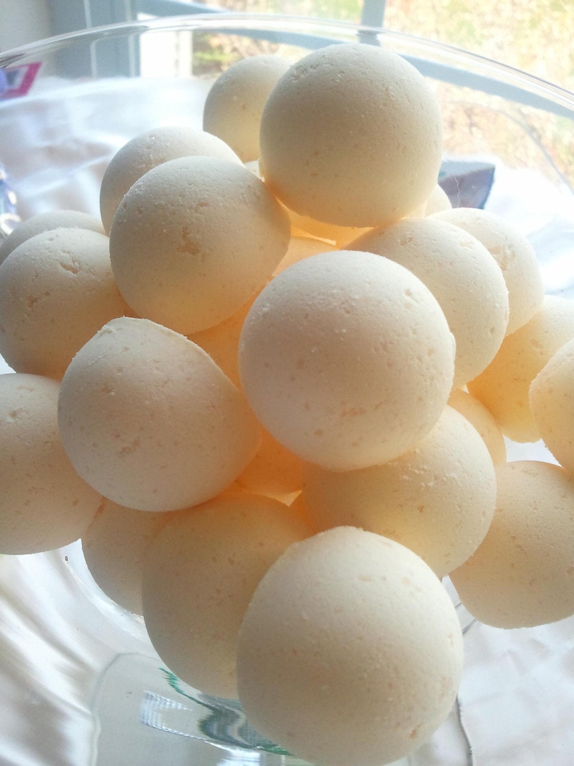 14 bath bombs in Honey Almond fragrance gift bag bath fizzies, ultra moisturizing for a luxurious bath