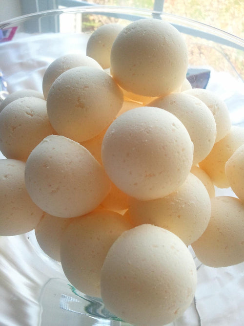 14 bath bombs (select from over 100 fragrances) Fragrances L thru S